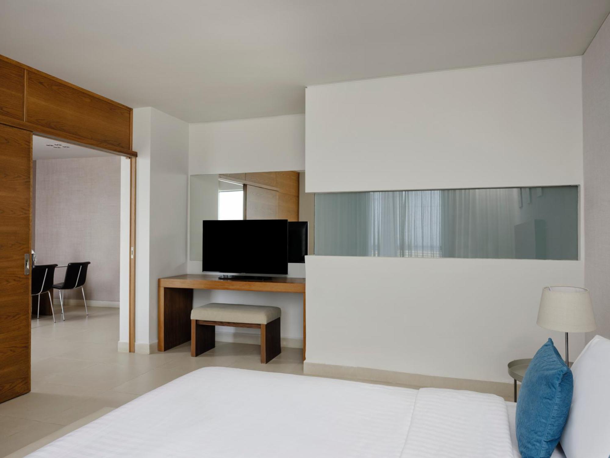 Atlantica Eleon Grand Resort 5*